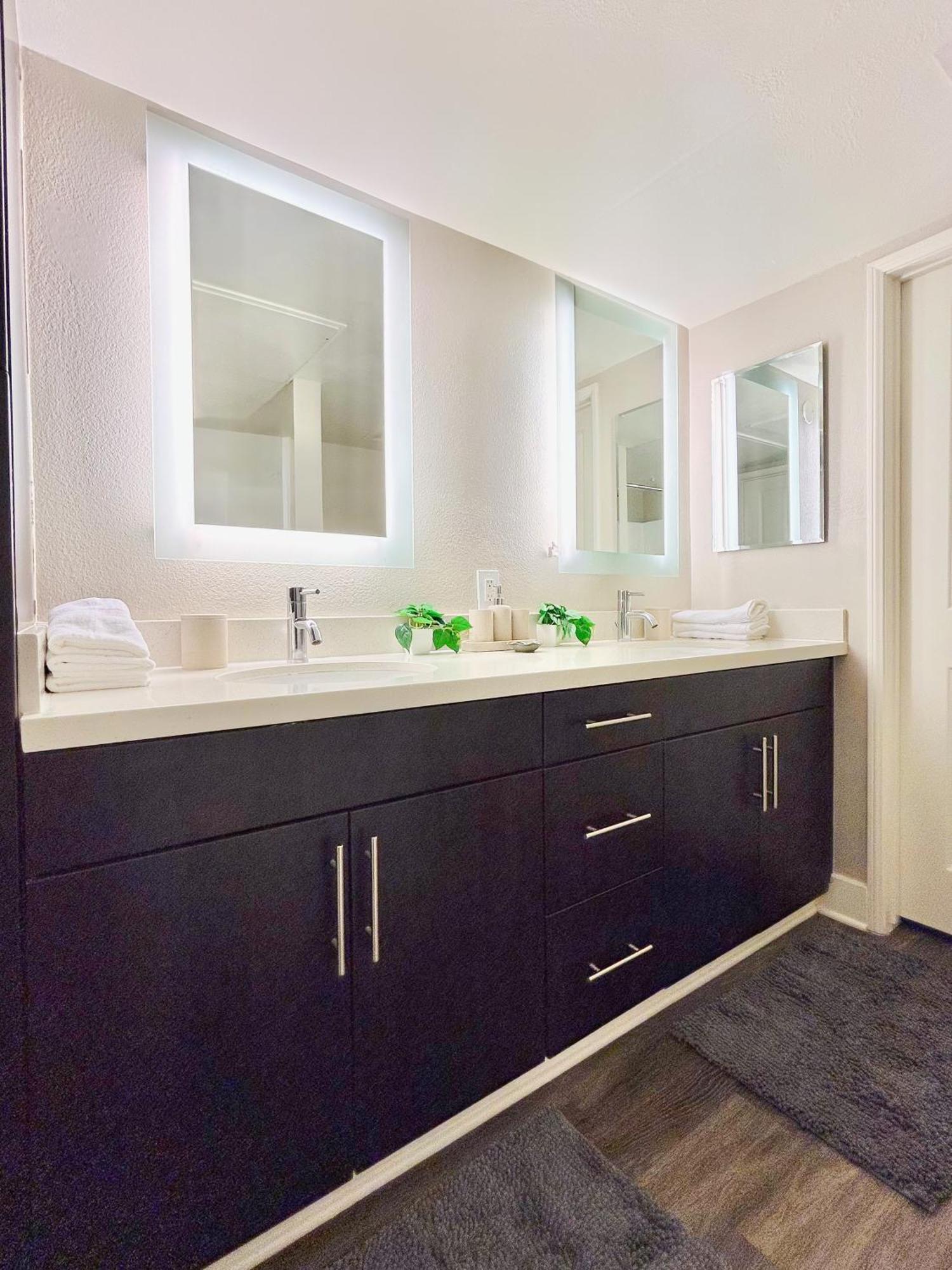 2Bd 2Ba Santa Monica Apartment With Relaxing Pool View Los Ángeles Exterior foto
